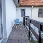 Middle Penthouse