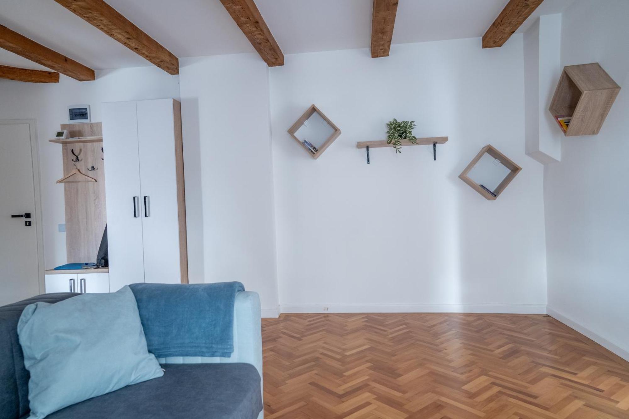Middle Penthouse Appartamento Braşov